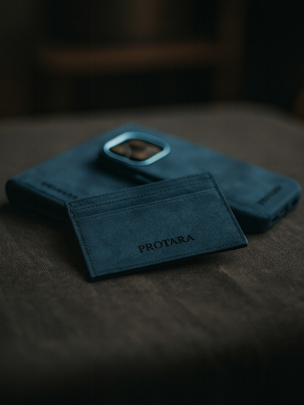 PROTARA Alcantara card holder - Ocean Voyage Blue